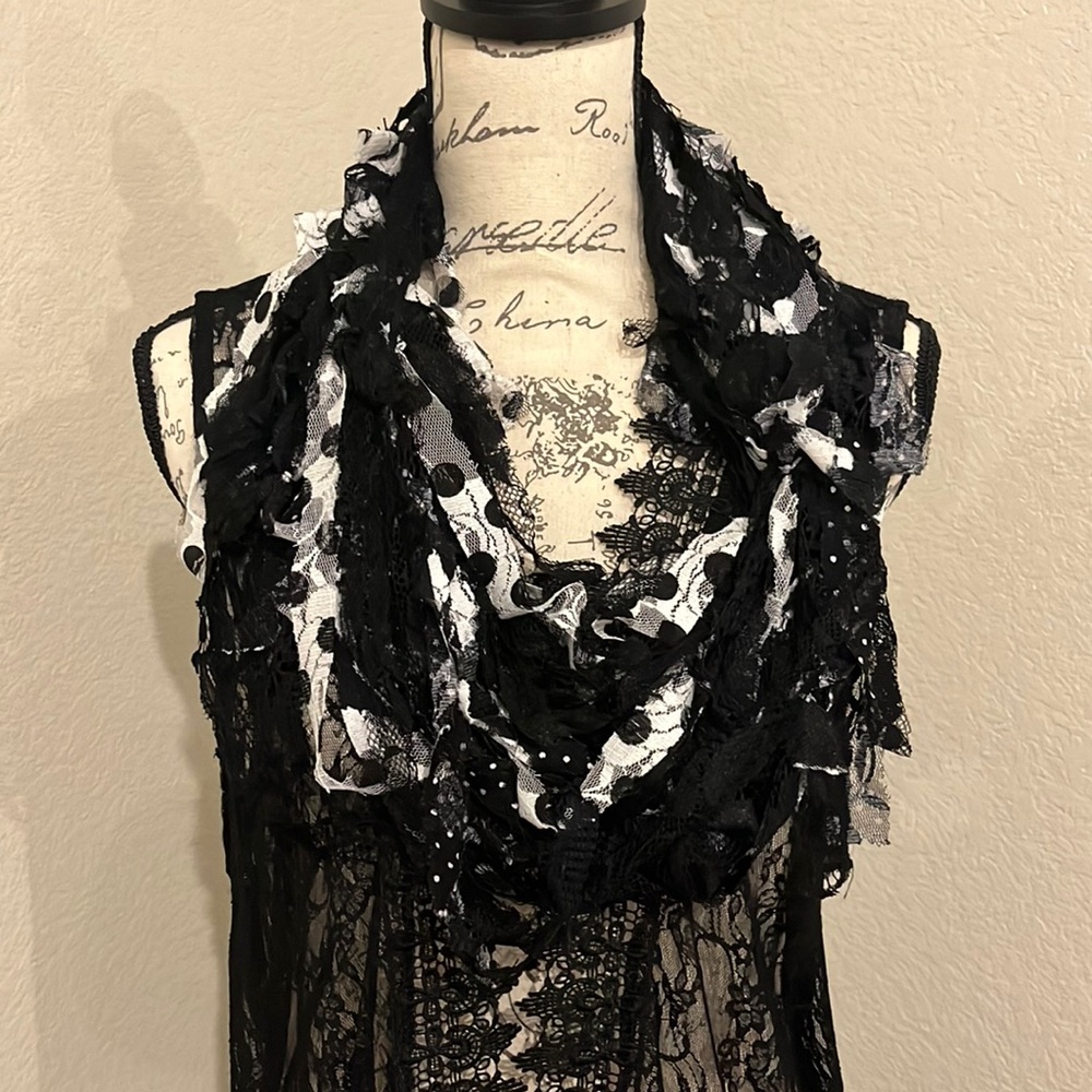 Black and white scrap scarf